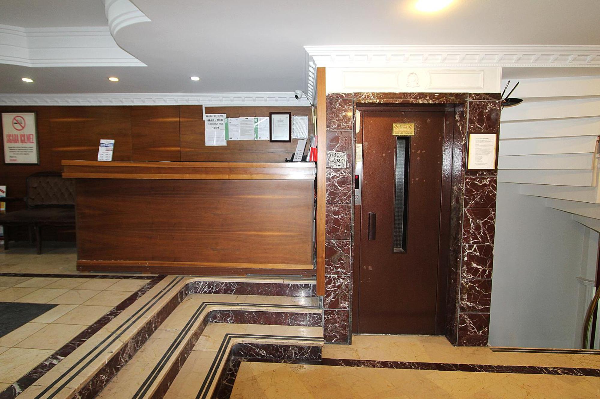 Lyon Hotel Istanbul — Fotoğraflar 1